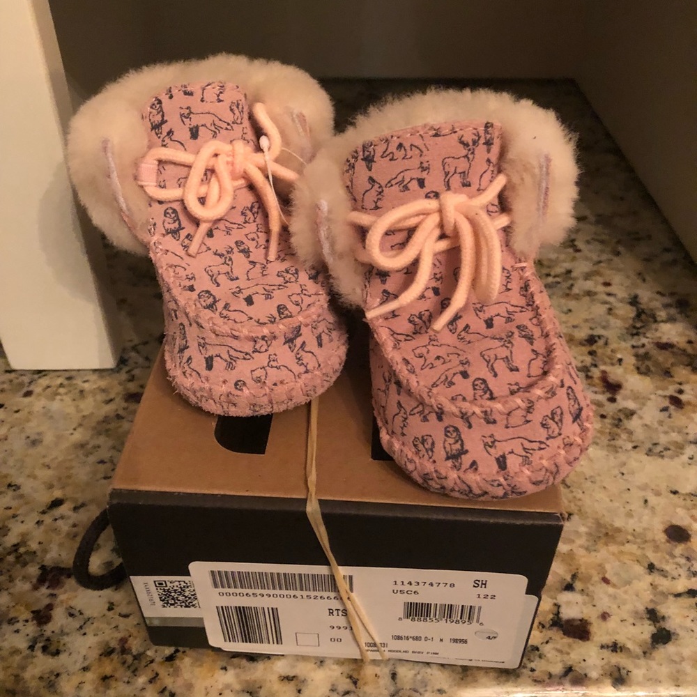 Size 0/1 infant Uggs